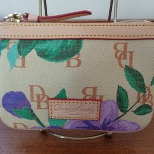 DOONEY & BOURKE floral print change purse